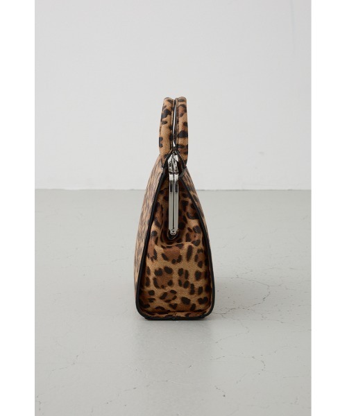 AZUL by moussy（アズールバイマウジー）の「メタルフレームバッグ（ショルダーバッグ・レディース・シルバー/ブラック/ブラウン系その他・FREE）」の17枚目の写真