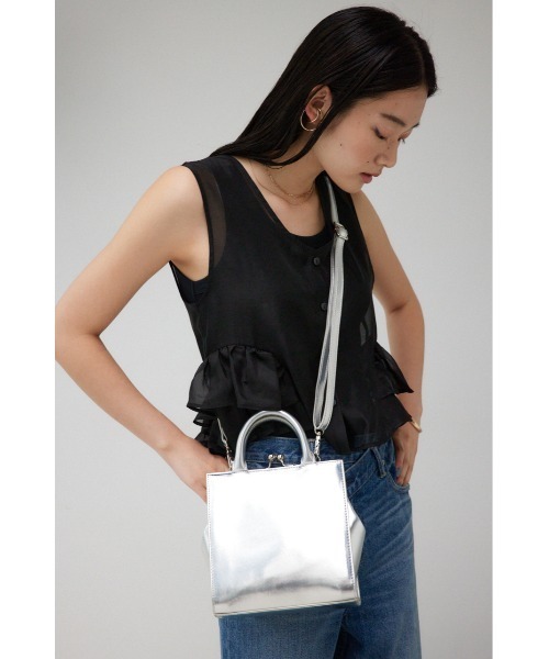 AZUL by moussy（アズールバイマウジー）の「メタルフレームバッグ（ショルダーバッグ・レディース・シルバー/ブラック/ブラウン系その他・FREE）」の9枚目の写真