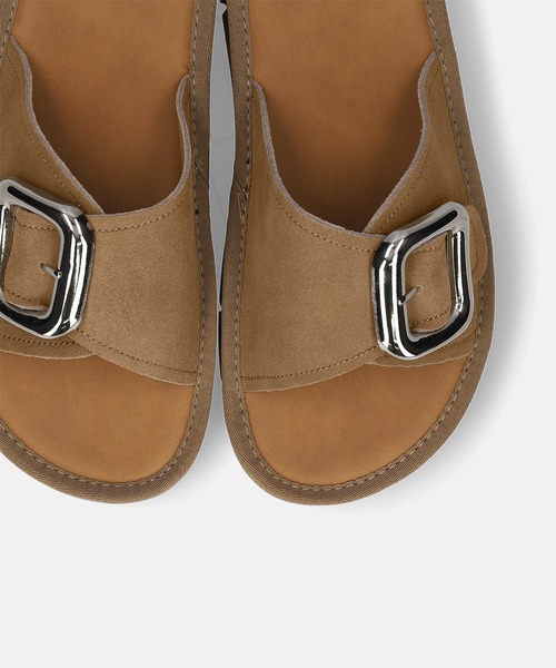 MAMIAN（マミアン）の「シルバーバックル 厚底 サンダル(3.5cmヒール)（サンダル・レディース・カーキ/ブラウン・S/M/L/LL）」の4枚目の写真