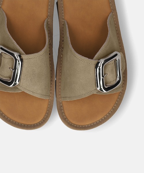 MAMIAN（マミアン）の「シルバーバックル 厚底 サンダル(3.5cmヒール)（サンダル・レディース・カーキ/ブラウン・S/M/L/LL）」の3枚目の写真