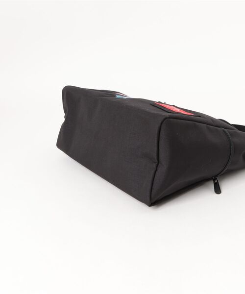 Manhattan Portage(マンハッタンポーテージ)の「BED-STUY SHOULDER BAG 500D CORDURA / STITCH(ショルダーバッグ・レディース・ブラック・SMALL)」の14枚目の写真
