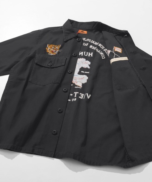 KRIFF MAYER(クリフメイヤー)の「スーベニア刺繍ミリタリーシャツ(シャツ/ブラウス・メンズ・ネイビー/ベージュ/オリーブ/ブラック・X-LARGE/LARGE/MEDIUM)」の11枚目の写真
