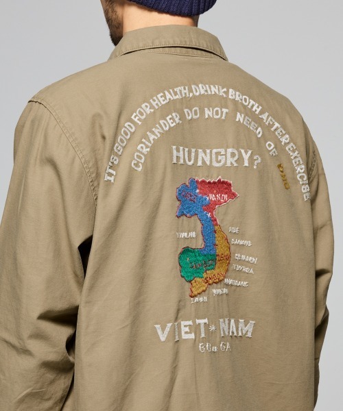 KRIFF MAYER(クリフメイヤー)の「スーベニア刺繍ミリタリーシャツ(シャツ/ブラウス・メンズ・ネイビー/ベージュ/オリーブ/ブラック・X-LARGE/LARGE/MEDIUM)」の17枚目の写真