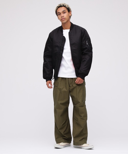 AVIREX（アヴィレックス）の「MA-1 COMMERCIAL / MA-1 コマーシャル / フライトジャケット / AVIREX / アヴィレックス（MA-1・メンズ・ブラック/シルバー/タン/エンジ/セージグリーン・X-LARGE/MEDIUM/XXX-LARGE/XX-LARGE/LARGE）」の7枚目の写真