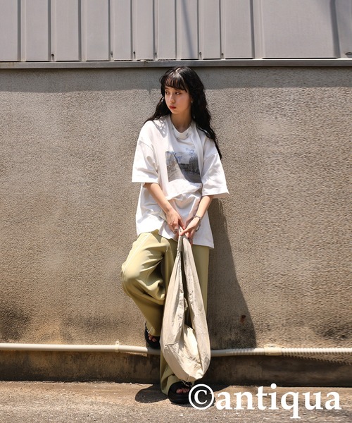 antiqua(アンティカ)の「立体タックデザインTシャツ(Tシャツ/カットソー・レディース・ホワイト系その他/ホワイト/ブラック系その他/ブラック・ONESIZE)」の13枚目の写真
