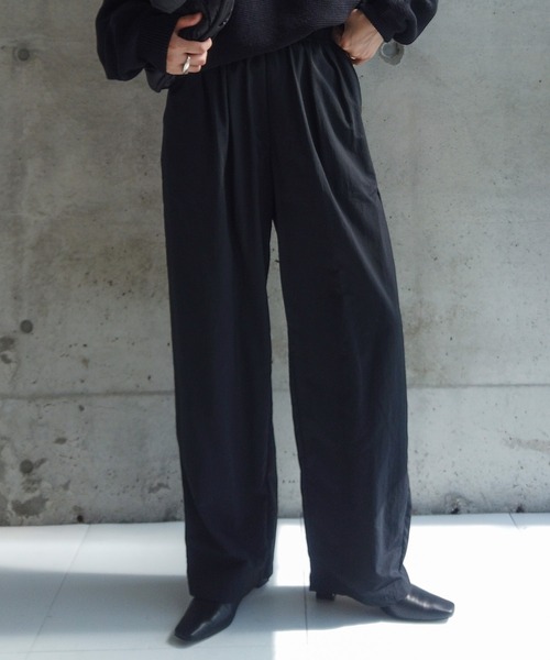 ZOZOMARKET(ゾゾマーケット)の「ZOZOMARKET by RIKA-ツータックライトイージーパンツ(その他パンツ・レディース・ブラック・マルチサイズ)」の1枚目の写真