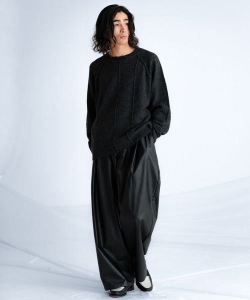 SINSS（シンス）の「Smooth switching crew neck knit / スムーススイッチングクルーネックニット（ニット/セーター・メンズ・ブルー/チャコール・SMALL/X-SMALL/LARGE/MEDIUM）」の11枚目の写真