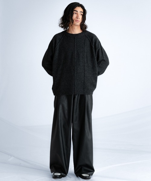 SINSS（シンス）の「Smooth switching crew neck knit / スムーススイッチングクルーネックニット（ニット/セーター・メンズ・ブルー/チャコール・SMALL/X-SMALL/LARGE/MEDIUM）」の4枚目の写真