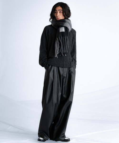 SINSS（シンス）の「Smooth switching crew neck knit / スムーススイッチングクルーネックニット（ニット/セーター・メンズ・ブルー/チャコール・SMALL/X-SMALL/LARGE/MEDIUM）」の5枚目の写真