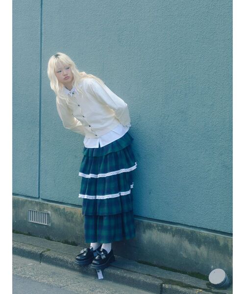 merry jenny（メリージェニー）の「terrier button knit cardigan（カーディガン/ボレロ・レディース・ブラック/アイボリー/レッド・FREE）」の7枚目の写真