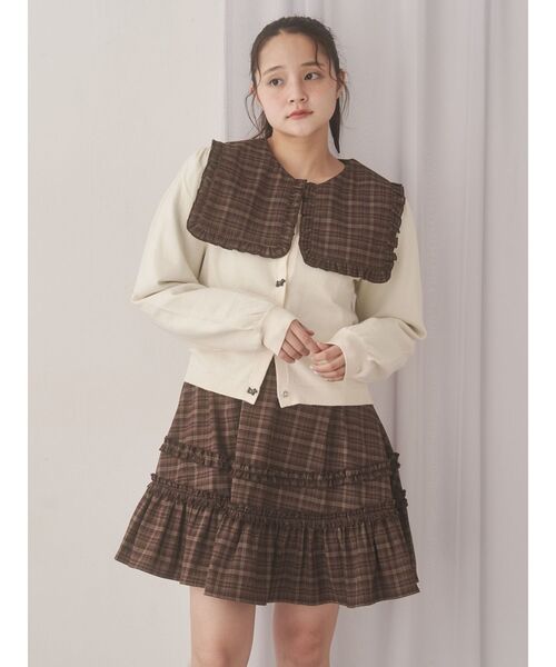 merry jenny（メリージェニー）の「terrier button knit cardigan（カーディガン/ボレロ・レディース・ブラック/アイボリー/レッド・FREE）」の8枚目の写真