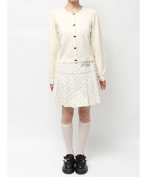 merry jenny(メリージェニー)の「terrier button knit cardigan(カーディガン/ボレロ・レディース・ブラック/アイボリー/レッド・FREE)」の11枚目の写真