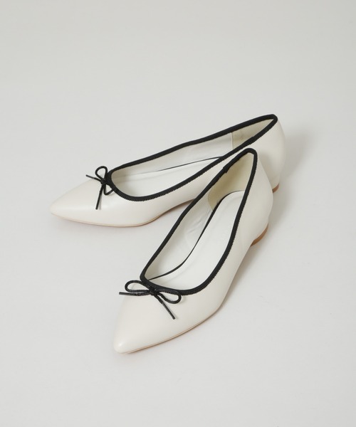 NANO universe（ナノユニバース）の「ポインテッドバレエシューズ（バレエシューズ・レディース・オフホワイト/ブラック・36/37/38）」の5枚目の写真