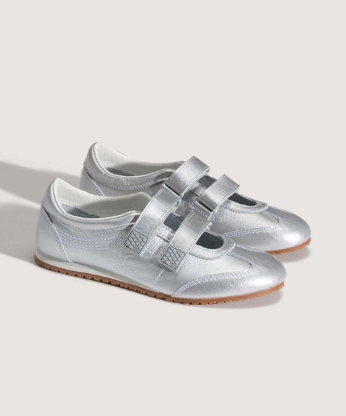 VANS(バンズ)の「VANS PREMIUM メリージェーン スーパーロープロ / LX Mary Jane SLP SILVER VN000D9GSLV1(スニーカー・レディース・シルバー・4.5/5/5.5/6/6.5/7/7.5/4)」の5枚目の写真