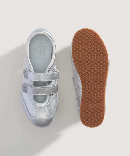 VANS(バンズ)の「VANS PREMIUM メリージェーン スーパーロープロ / LX Mary Jane SLP SILVER VN000D9GSLV1(スニーカー・レディース・シルバー・4.5/5/5.5/6/6.5/7/7.5/4)」の4枚目の写真