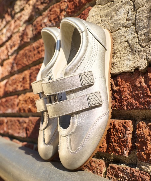 VANS(バンズ)の「VANS PREMIUM メリージェーン スーパーロープロ / LX Mary Jane SLP SILVER VN000D9GSLV1(スニーカー・レディース・シルバー・4.5/5/5.5/6/6.5/7/7.5/4)」の2枚目の写真