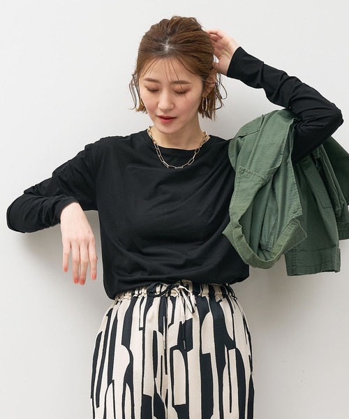 MICA&DEAL（マイカ＆ディール）の「シアーロングTシャツ（Tシャツ/カットソー・レディース・ライトグレー/オフホワイト/ブラック/オレンジ・FREE）」の3枚目の写真