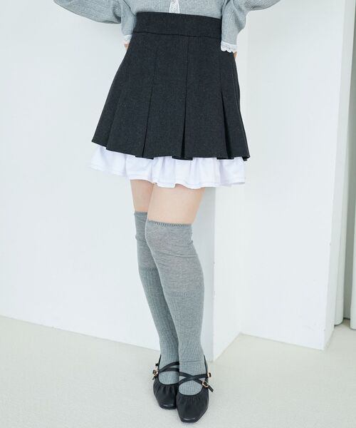 MAJESTIC LEGON(マジェスティックレゴン)の「配色フリルプリーツスカート(スカート・レディース・ブラウン/グレー・MEDIUM)」の1枚目の写真