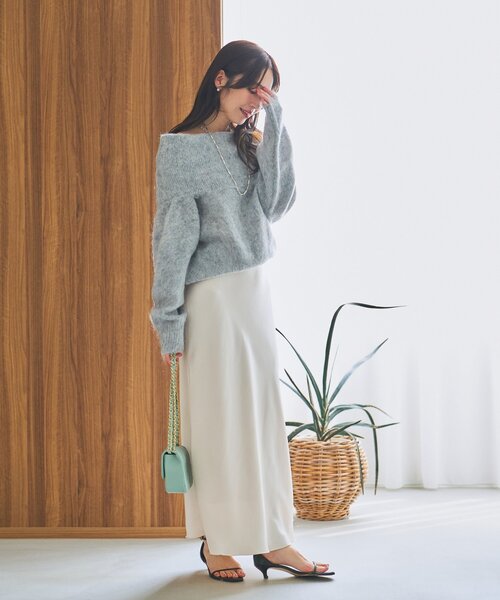 La boutique BonBon(ラブティックボンボン)の「【4サイズ展開あり】つやつやサテンロングナロースカート(スカート・レディース・ピンク/ミント/オフホワイト・38/PS/TM/36)」の22枚目の写真