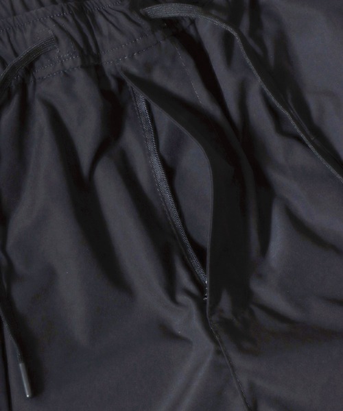 U.S. POLO ASSN.（ユーエスポロアッスン）の「U.S. POLO ASSN./ユーエスポロアッスン 撥水 UVカット ストレッチ ワイド タック バルーンパンツ/イージーパンツ/レディース メンズ（その他パンツ・メンズ・ネイビー/ベージュ/グレー/ブラック・LL/L/M/S）」の18枚目の写真