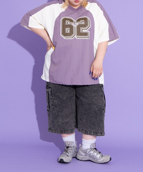 PUNYUS（プニュズ）の「ナンバリングユニフォームナイロンＴ（Tシャツ/カットソー・レディース・ネイビー/パープル/カーキ・3/4）」の5枚目の写真