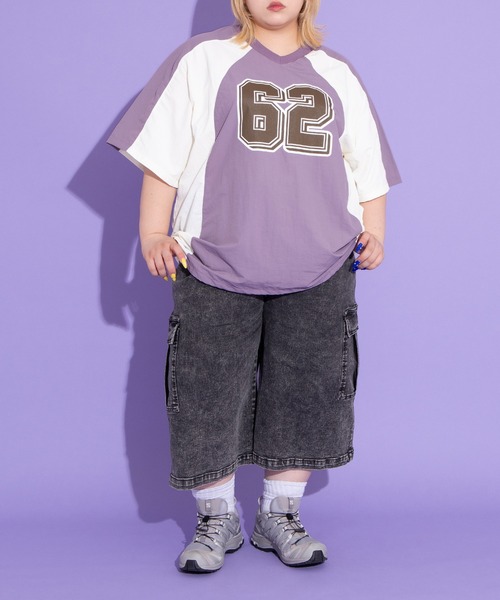 PUNYUS（プニュズ）の「ナンバリングユニフォームナイロンＴ（Tシャツ/カットソー・レディース・ネイビー/パープル/カーキ・3/4）」の6枚目の写真