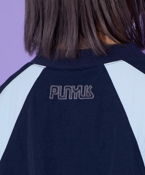 PUNYUS（プニュズ）の「ナンバリングユニフォームナイロンＴ（Tシャツ/カットソー・レディース・ネイビー/パープル/カーキ・3/4）」の17枚目の写真