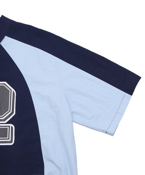 PUNYUS（プニュズ）の「ナンバリングユニフォームナイロンＴ（Tシャツ/カットソー・レディース・ネイビー/パープル/カーキ・3/4）」の20枚目の写真