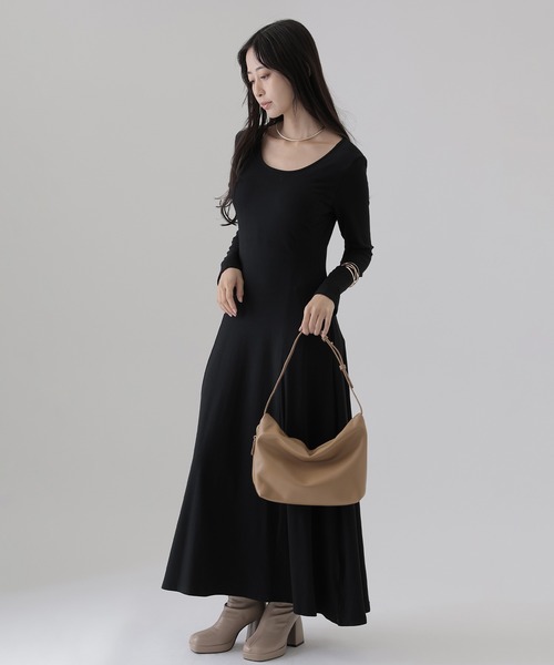 SUWDEE(スーディー)の「back open cut long dress(ワンピース・レディース・ブラック/グレー・FREE)」の1枚目の写真