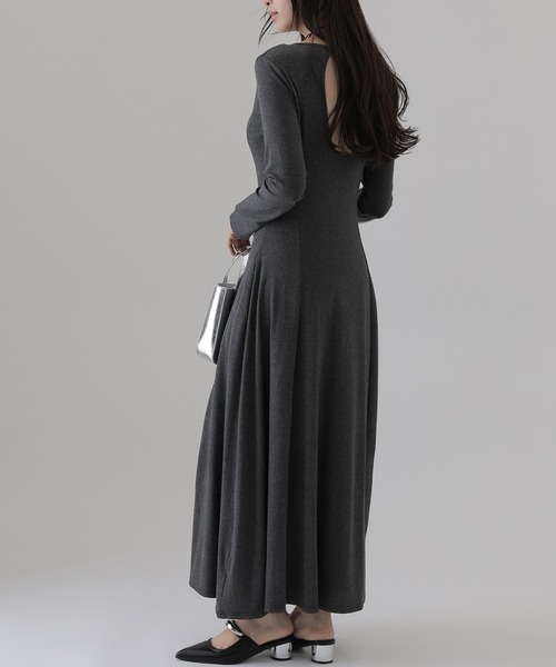 SUWDEE(スーディー)の「back open cut long dress(ワンピース・レディース・ブラック/グレー・FREE)」の10枚目の写真