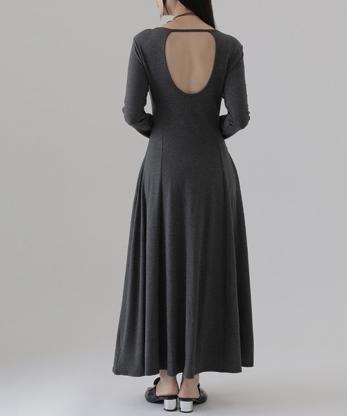 SUWDEE(スーディー)の「back open cut long dress(ワンピース・レディース・ブラック/グレー・FREE)」の11枚目の写真