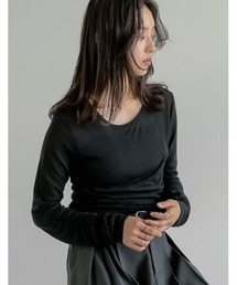 フラッフィシアー袖ギャザートップス