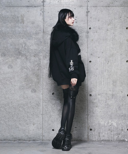 ファー付きAmiligeラインストーンZIPパーカー（パーカー）｜Amilige