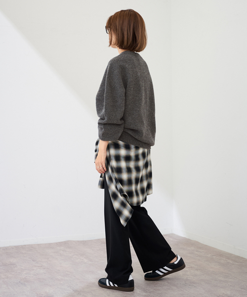 FRAMeWORK（フレームワーク）の「クルーネック ミドルゲージプルオーバー（ニット/セーター・レディース・サックスブルー/ベージュ/チャコールグレー・FREE）」の6枚目の写真