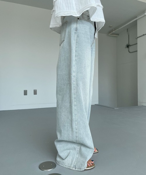 CHERI since1985(シェリ)の「CHワイドストレートデニムパンツ(デニムパンツ・レディース・ブルー・REGULAR/LONG)」の4枚目の写真