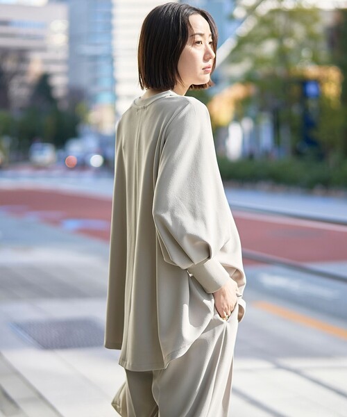 RONEL（ロネル）の「再入荷・新色登場【RONEL】カットジョーゼットボリュームスリーブブラウス（シャツ/ブラウス・レディース・ブラック/オフホワイト/モカ/ライトグレー/ネイビー・S/M）」の22枚目の写真