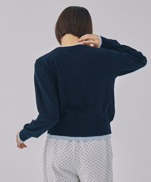 Unblend(アンブレンド)の「【Unblend】フェイクレイヤード配色 ニットカーディガン(カーディガン/ボレロ・レディース・ブラック系/チャコール/グレー系/ネイビー系/ブラウン系・FREE)」の19枚目の写真