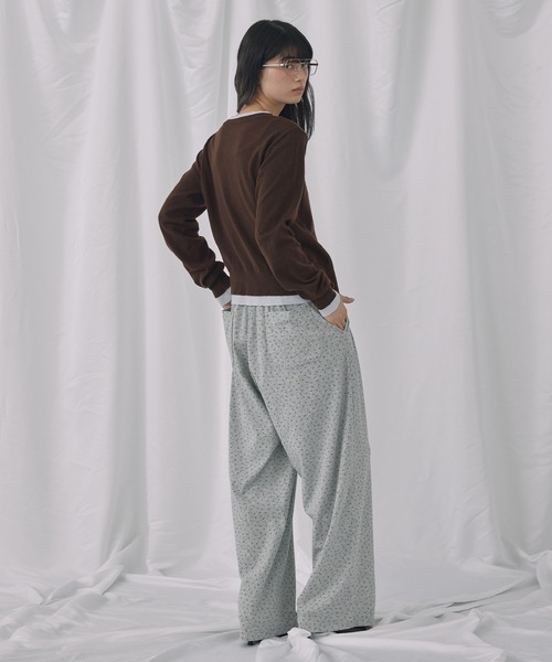 Unblend(アンブレンド)の「【Unblend】フェイクレイヤード配色 ニットカーディガン(カーディガン/ボレロ・レディース・ブラック系/チャコール/グレー系/ネイビー系/ブラウン系・FREE)」の22枚目の写真