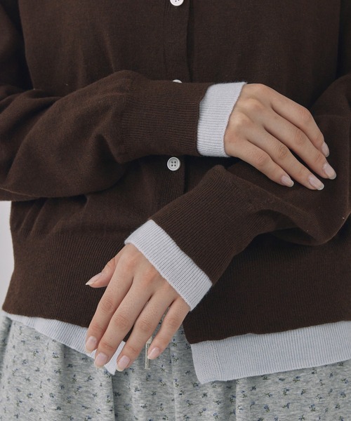 Unblend(アンブレンド)の「【Unblend】フェイクレイヤード配色 ニットカーディガン(カーディガン/ボレロ・レディース・ブラック系/チャコール/グレー系/ネイビー系/ブラウン系・FREE)」の8枚目の写真