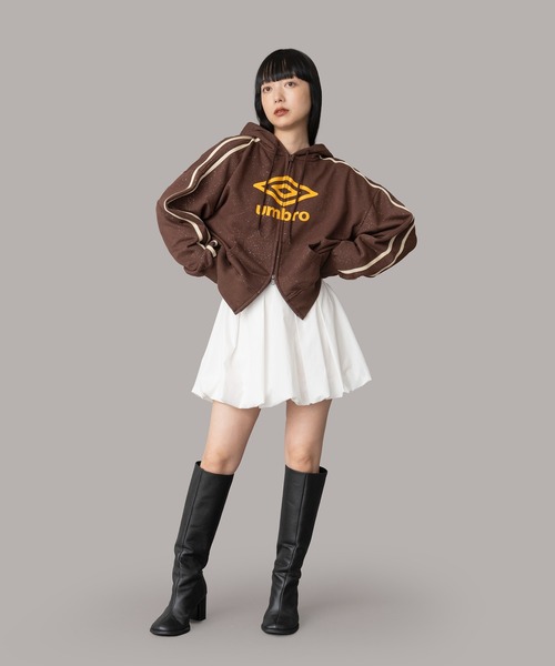 UMBRO × Casselini ロゴジップパーカー ブラウン キャセリーニ Casselini(キャセリーニ) 【UMBRO× Casselini】ロゴジップパーカー