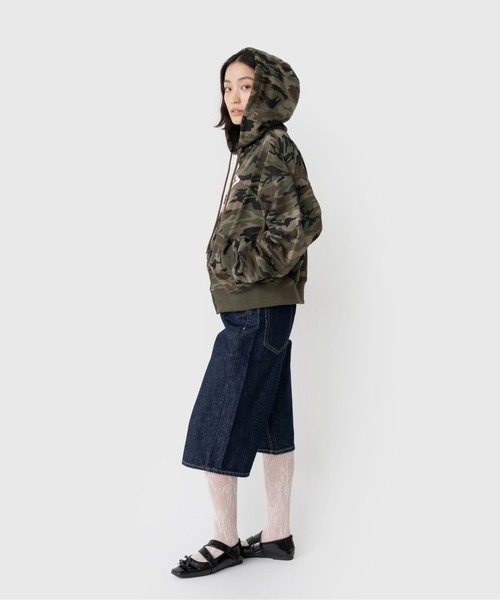 Casselini（キャセリーニ）の「[UMBRO × Casselini] ロゴジップパーカー（パーカー・レディース・ブラック/モスグリーン/レッド/ブラウン・FREE）」の13枚目の写真