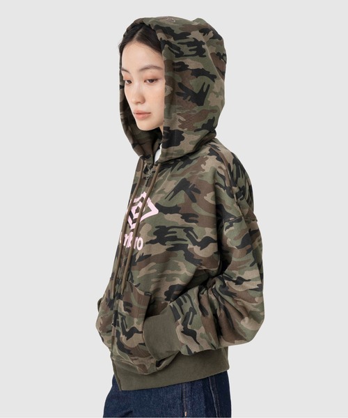 最終値下げ❗️Casselini × UMBRO ロゴジップパーカー　迷彩 UMBRO × Casselini] ロゴジップパーカー（パーカー）｜Casselini