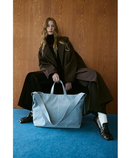 un/neu（アンノイ）の「フェイクスエード2WAYビッグトート / ショルダーバッグ / A4サイズ、PC（15inch）収納可能 / 大容量バッグ（トートバッグ・レディース・チャコールグレー/ブルー/ブラウン・FREE）」の5枚目の写真