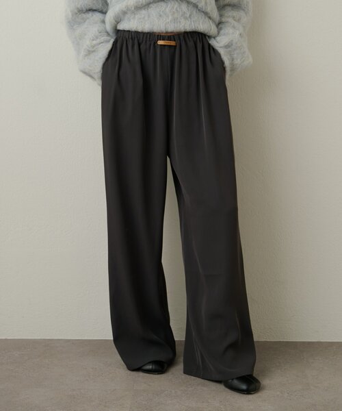 Omekashi（オメカシ）の「トロミイージーパンツ（その他パンツ・レディース・チャコールグレー/ブラック/キャメル/ネイビー/ブルー/ベージュ・38/36/PS）」の3枚目の写真