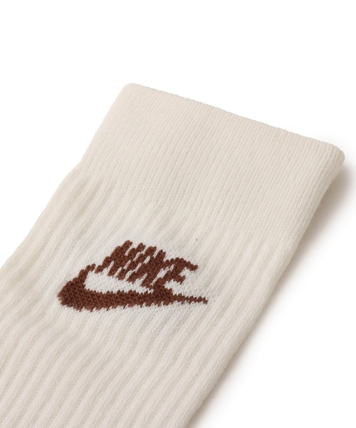 NIKE(ナイキ)の「NIKE U NK NSW EVERYDAY ESSENTIAL CR / ナイキ NSW エブリデイ エッセンシャル クルー ソックス 【SP】(ソックス/靴下・メンズ・マルチ・27-29/21-23/23-25/25-27)」の4枚目の写真
