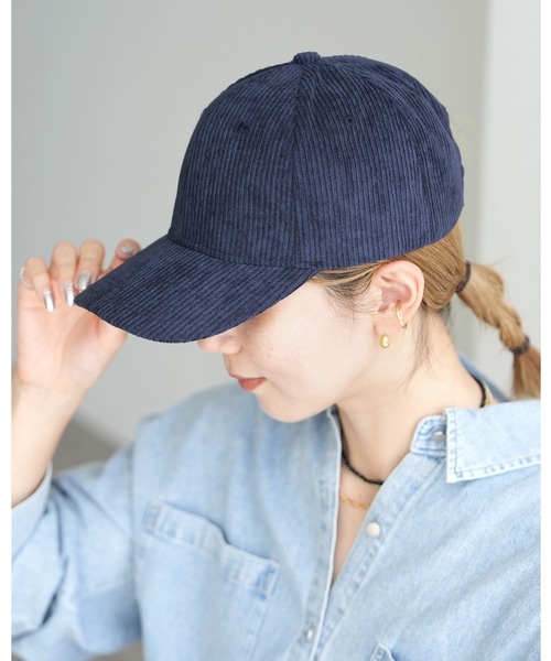 reca（レカ）の「コーデュロイキャップ（キャップ・レディース・キャメル/ボルドー/ネイビー/カーキ/アイボリー・ONESIZE）」の4枚目の写真
