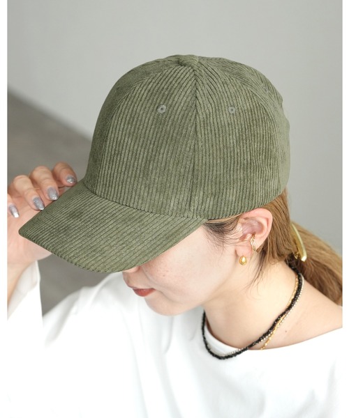 reca（レカ）の「コーデュロイキャップ（キャップ・レディース・キャメル/ボルドー/ネイビー/カーキ/アイボリー・ONESIZE）」の3枚目の写真