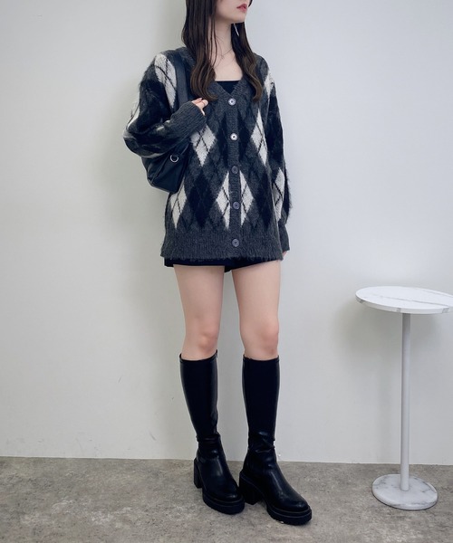INGNI（イング）の「アーガイル柄ジャガードロングニットカーディガン（カーディガン/ボレロ・レディース・ブラウン/アイボリー/チャコールグレー・M）」の16枚目の写真