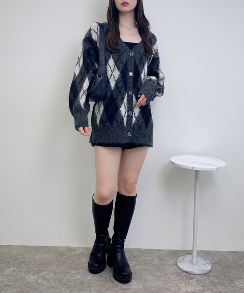 INGNI（イング）の「アーガイル柄ジャガードロングニットカーディガン（カーディガン/ボレロ・レディース・ブラウン/アイボリー/チャコールグレー・M）」の17枚目の写真