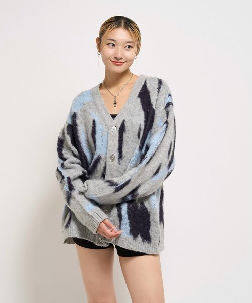 WHO'S WHO gallery(フーズフーギャラリー)の「【KOOKY’N】モヘアライクカーディガン(無地/カモ柄)(カーディガン/ボレロ・メンズ・ブラック系その他/グレー系その他/レッド/ブラウン/ライトグレー/ネイビー/ブラック・SMALL/MEDIUM)」の17枚目の写真